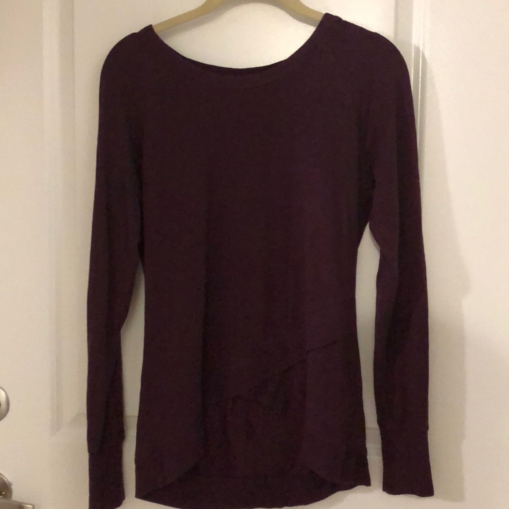 Maroon sweater